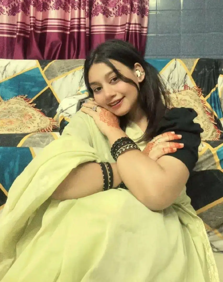 Pooja Independent Call Girls Noida